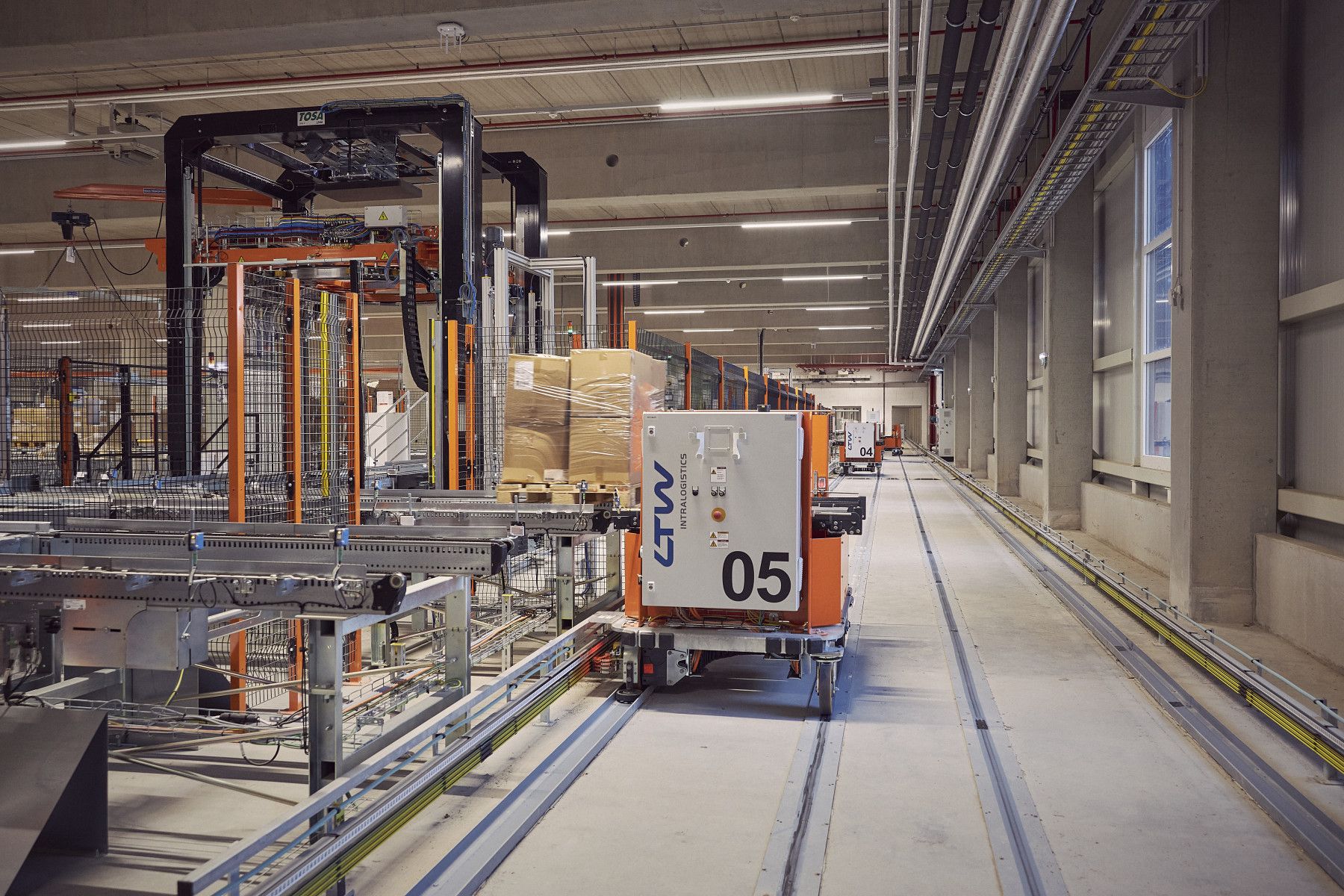 Gebrüder Weiss, vollautomatisierten Hochregallager, Logistik, Logistikimmobilie, Projektentwicklung, Logistikstandort Vorarlberg, Güterbahnhof